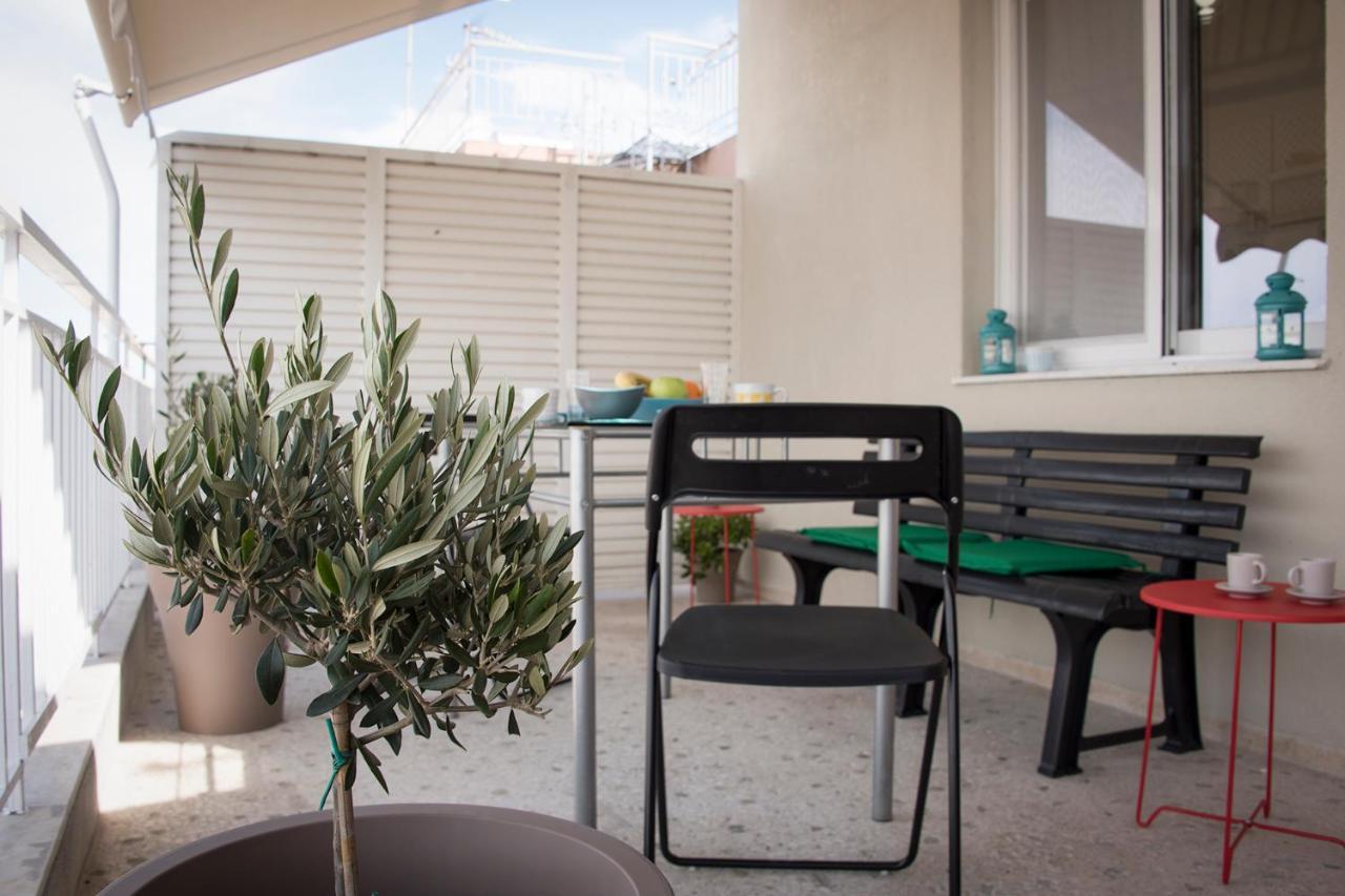 Appartement El Greco Bright, Airy Penthouse In Trendy Petralona à Athènes Extérieur photo